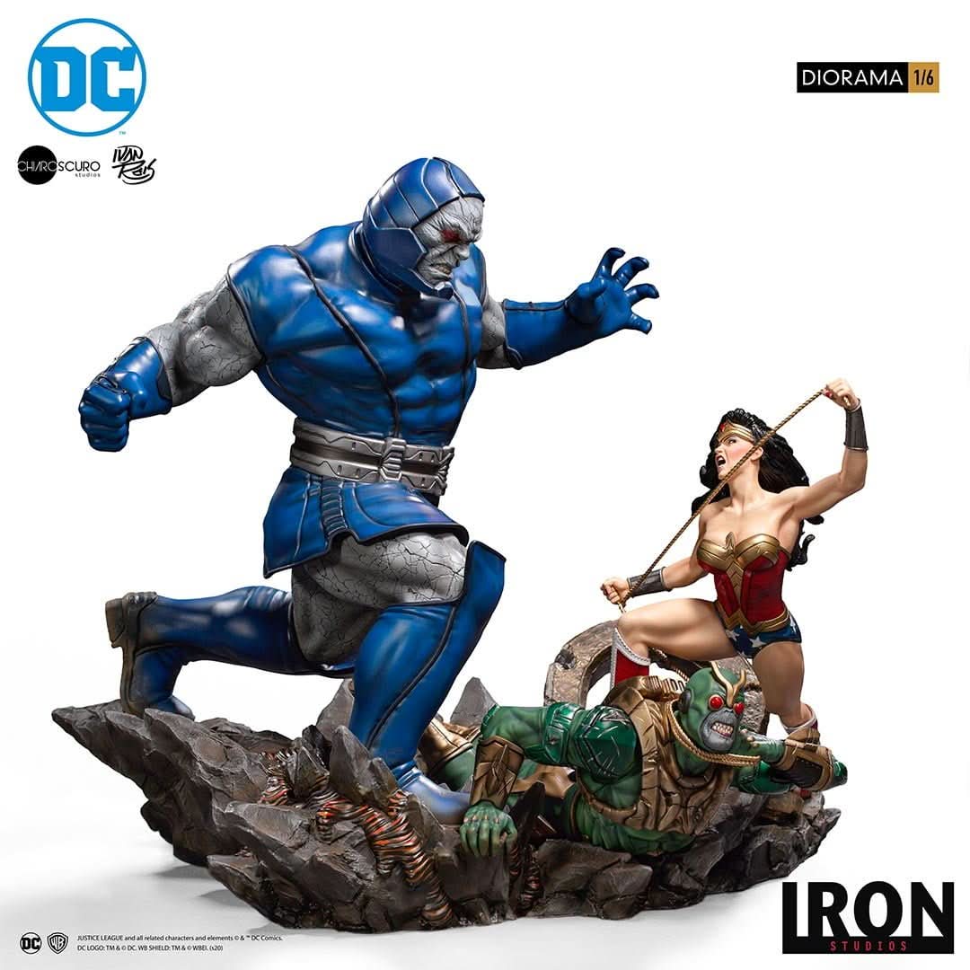 Statue Wonder Woman vs. Darkseid von Ivan Reis - DC Comics - Diorama 1/6