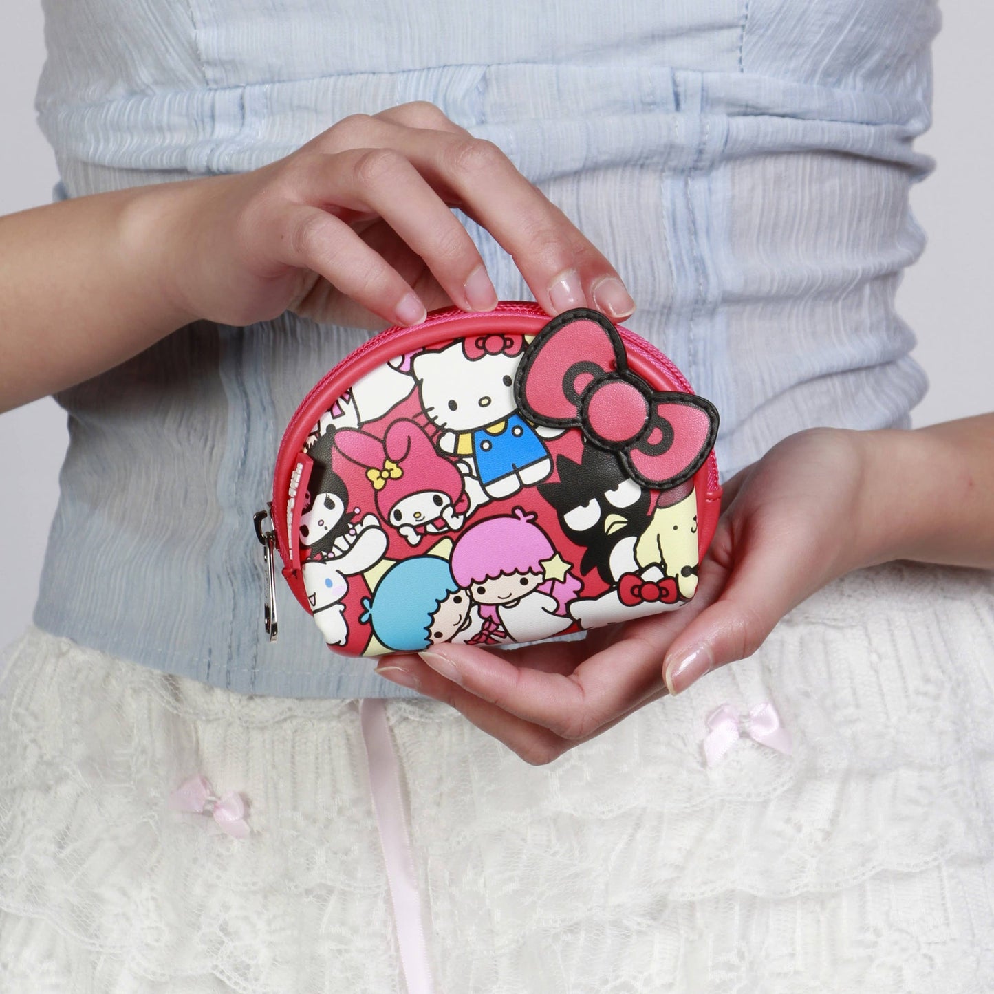 Porte-Monnaie Ovale Casual Hello Kitty « Friends »