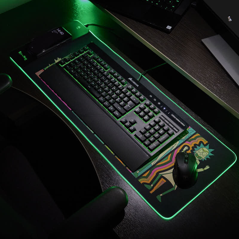 Rick and Morty – Übergroße Gaming-Matte und mobiles Ladegerät