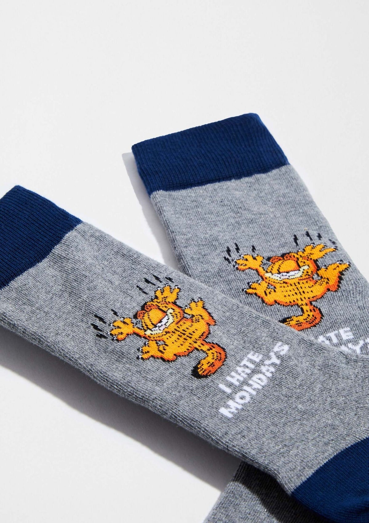 Chaussettes BeGarfield Hate Mondays Gris