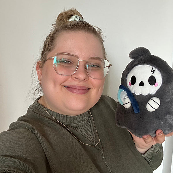 Squishable Snacker Plush – Grim Reaper