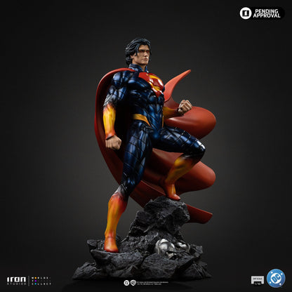 Superman Absolute Statue - DC Comics - Art Scale 1/10