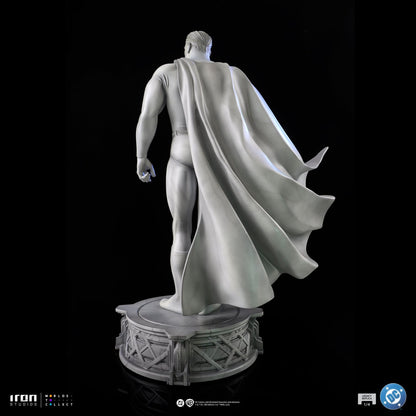 Superman Statue (Marble Version) - DC Trinity - Legacy Replica 1/4 - DC Comics