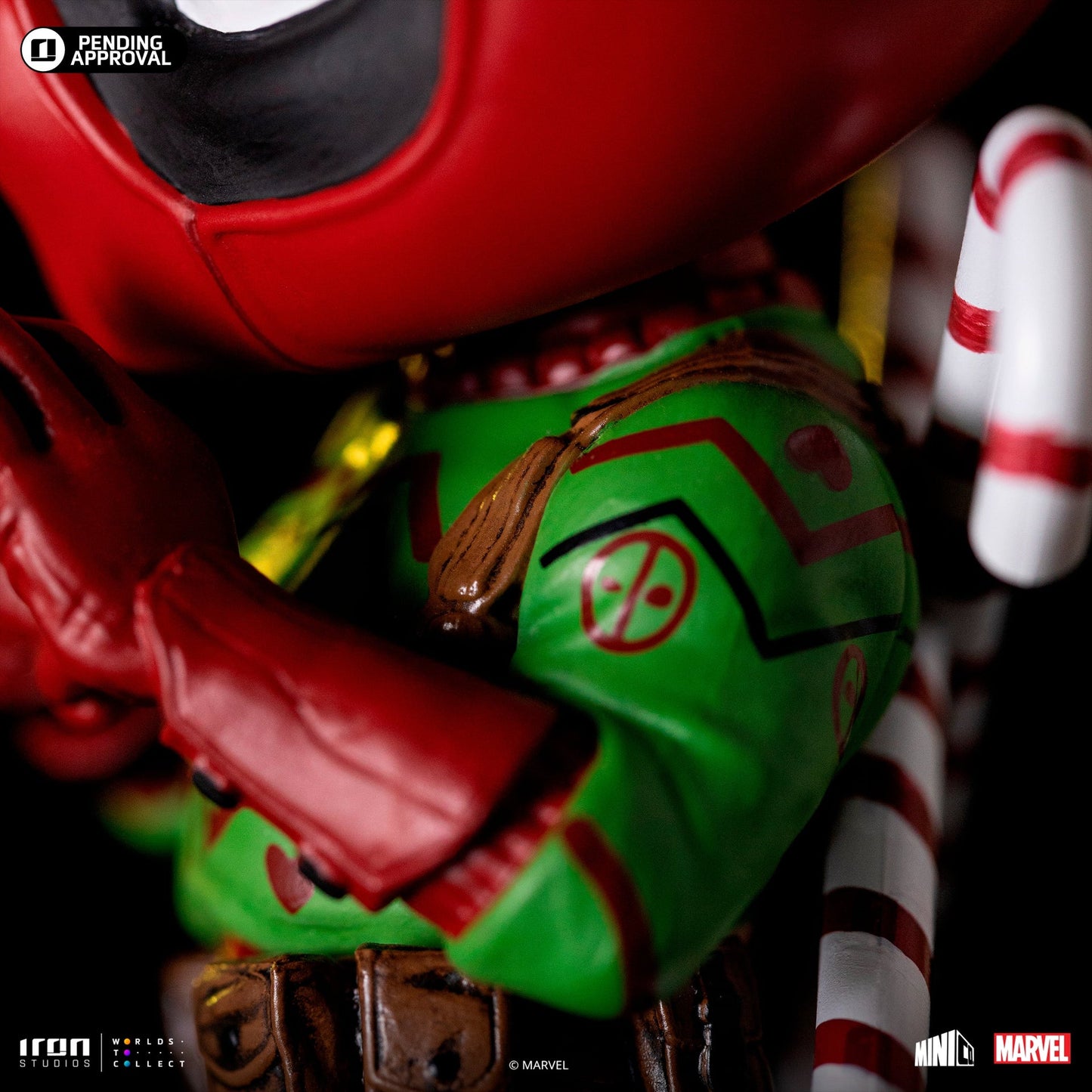 Deadpool (Holiday Version) Figure - Marvel Comics - Mini Co.