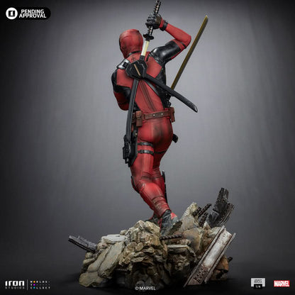 Deadpool Statue - Deadpool & Wolverine - Legacy Replica 1/4