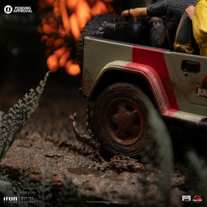 T-Rex Chase Statue - Jurassic Park - Demi Art Scale 1/20