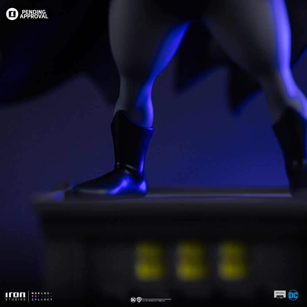Batman Statue - DC Comics - Animated Icons