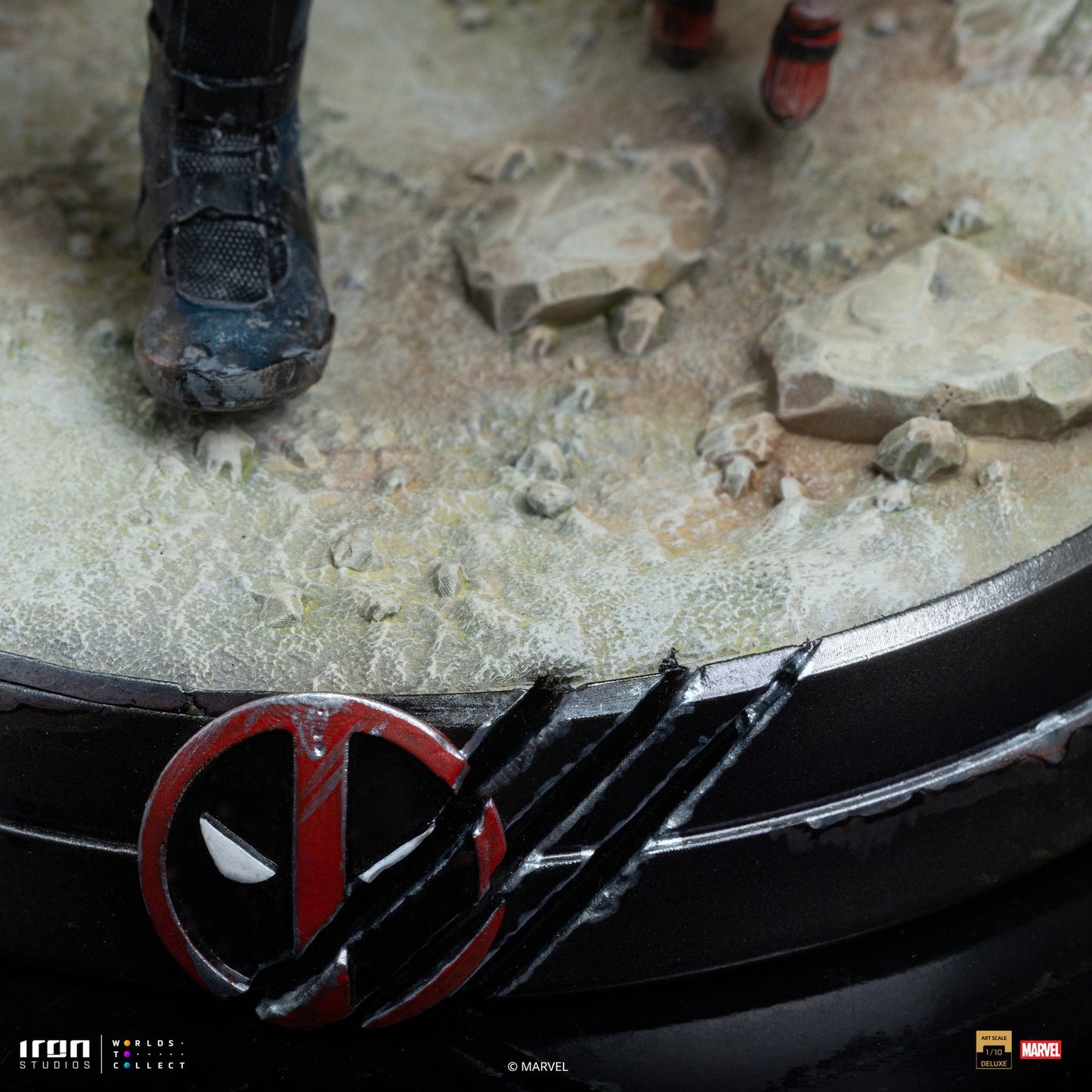 Deadpool and Wolverine Statue - Deadpool & Wolverine - Art Scale 1/10