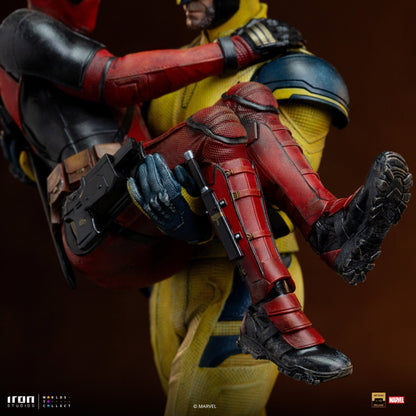 Deadpool and Wolverine Statue - Deadpool & Wolverine - Art Scale 1/10