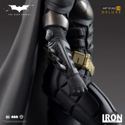Statue Batman Deluxe – The Dark Knight – Art Scale 1/10 – DC Comics