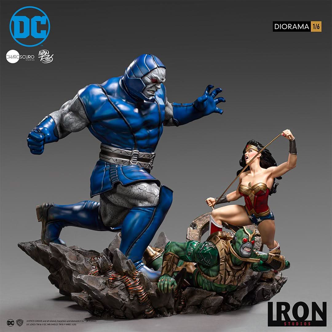 Statue Wonder Woman vs. Darkseid von Ivan Reis - DC Comics - Diorama 1/6