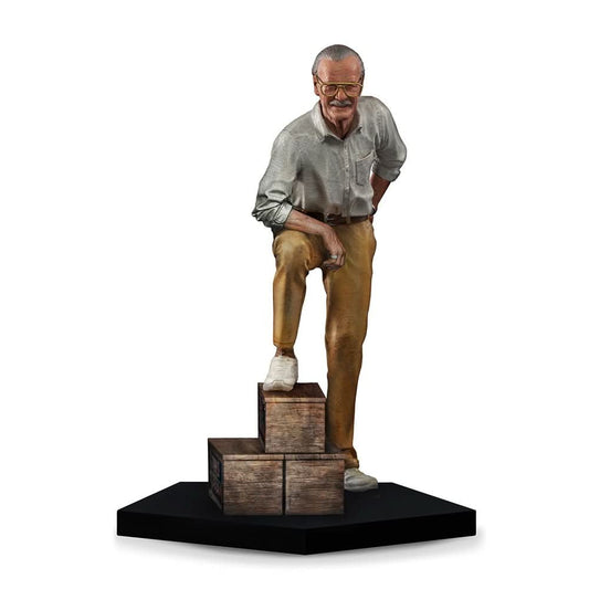 Stan Lee Statue - Art Scale 1/10 - Marvel