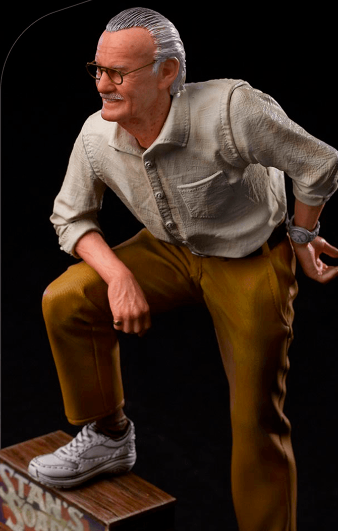 Stan Lee Statue - Art Scale 1/10 - Marvel