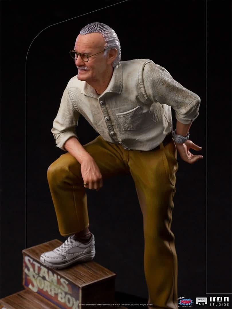 Stan Lee Statue - Art Scale 1/10 - Marvel