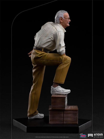 Stan Lee Statue - Art Scale 1/10 - Marvel
