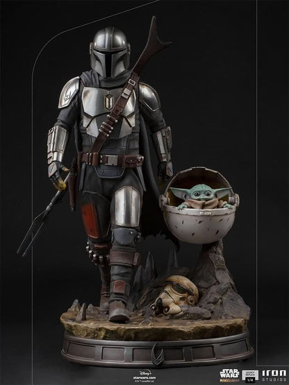Statue The Mandalorian and The Child - Star Wars: The Mandalorian - Legacy Replica 1/4