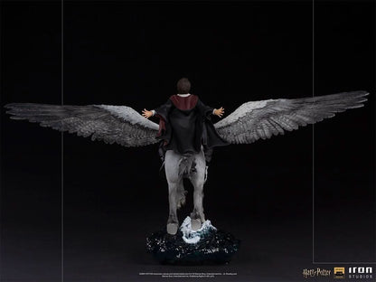 Harry Potter and Buckbeak Statue - Harry Potter - Art Scale 1/10