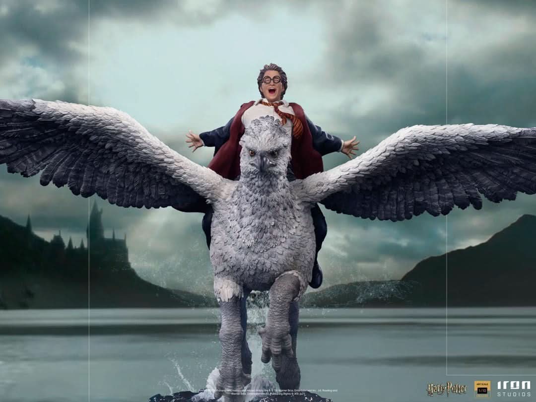Harry Potter and Buckbeak Statue - Harry Potter - Art Scale 1/10