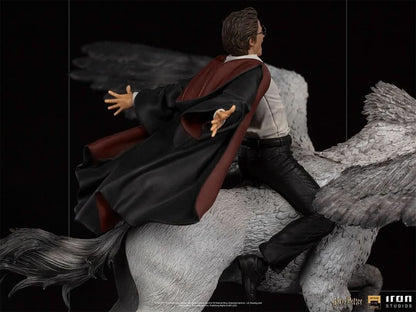 Harry Potter and Buckbeak Statue - Harry Potter - Art Scale 1/10