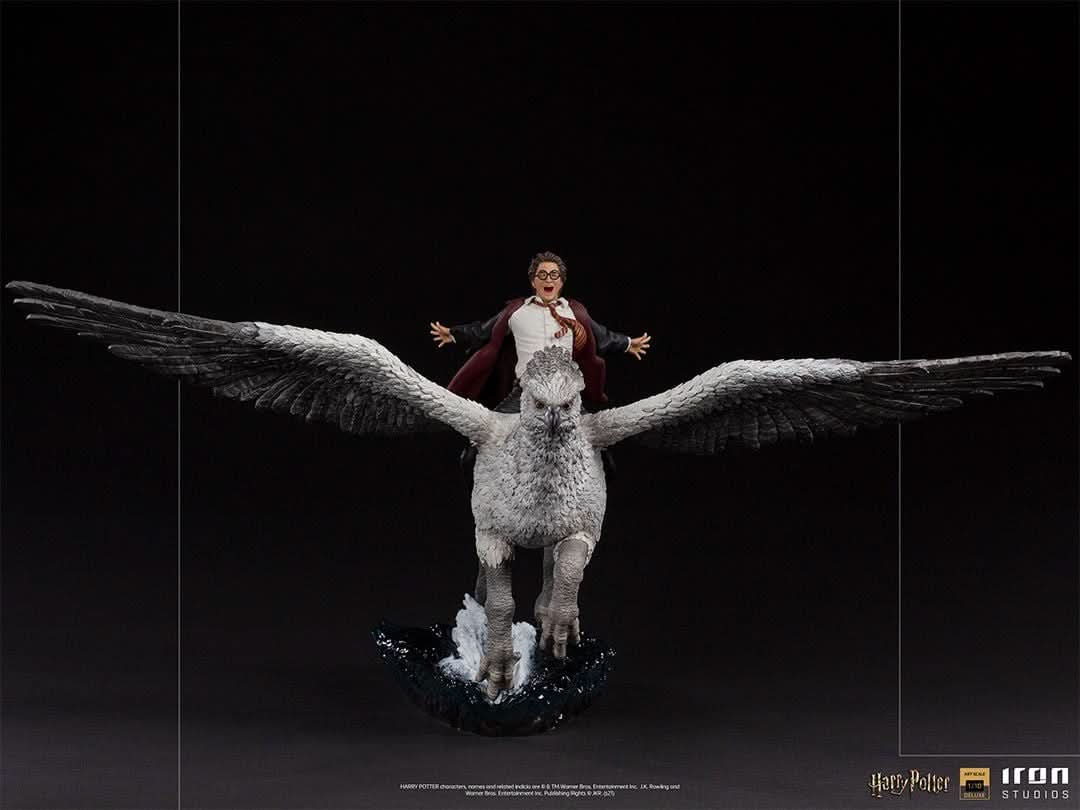 Harry Potter and Buckbeak Statue - Harry Potter - Art Scale 1/10