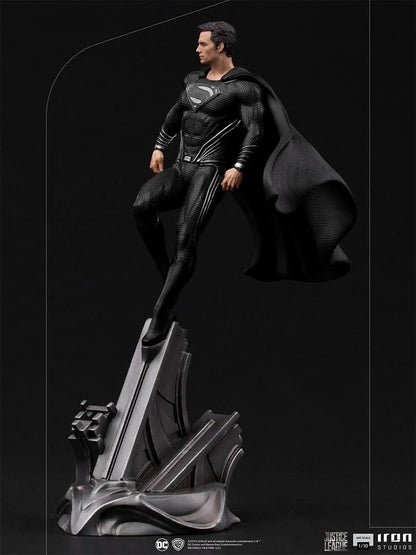 Superman Black Suit Statue - Justice League - Art Scale 1/10