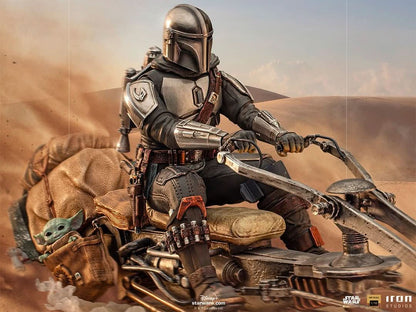 Statue The Mandalorian auf Speederbike - Star Wars: The Mandalorian - Art Scale 1/10