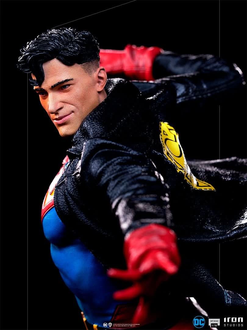 Superboy-Statue – DC Comics – Art Scale 1/10