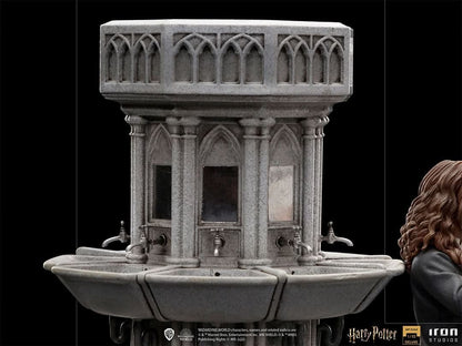 Hermione Granger Polyjuice Version Deluxe Statue - Harry Potter - Art Scale 1/10