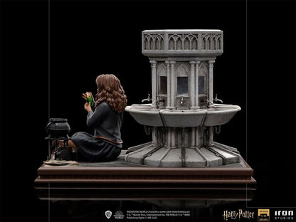 Hermione Granger Polyjuice Version Deluxe Statue - Harry Potter - Art Scale 1/10