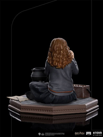 Hermione Granger Polyjuice Statue - Harry Potter - Art Scale 1/10