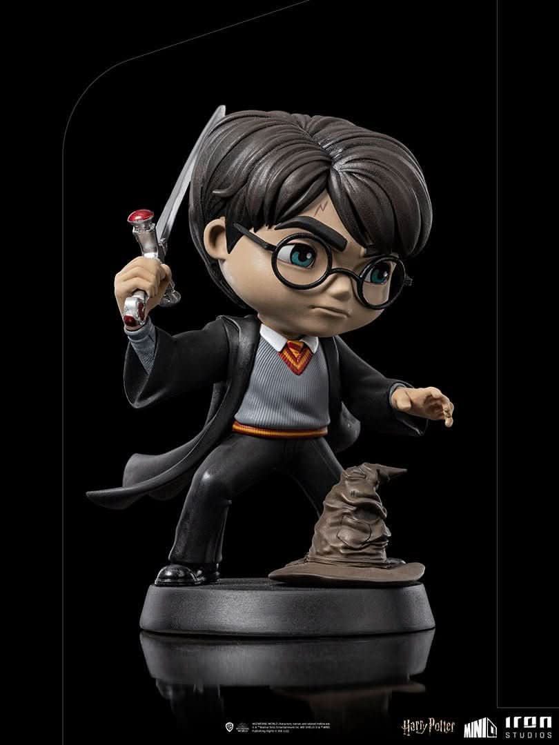Figurine Harry Potter with Sword of Gryffindor - Harry Potter - Mini Co.