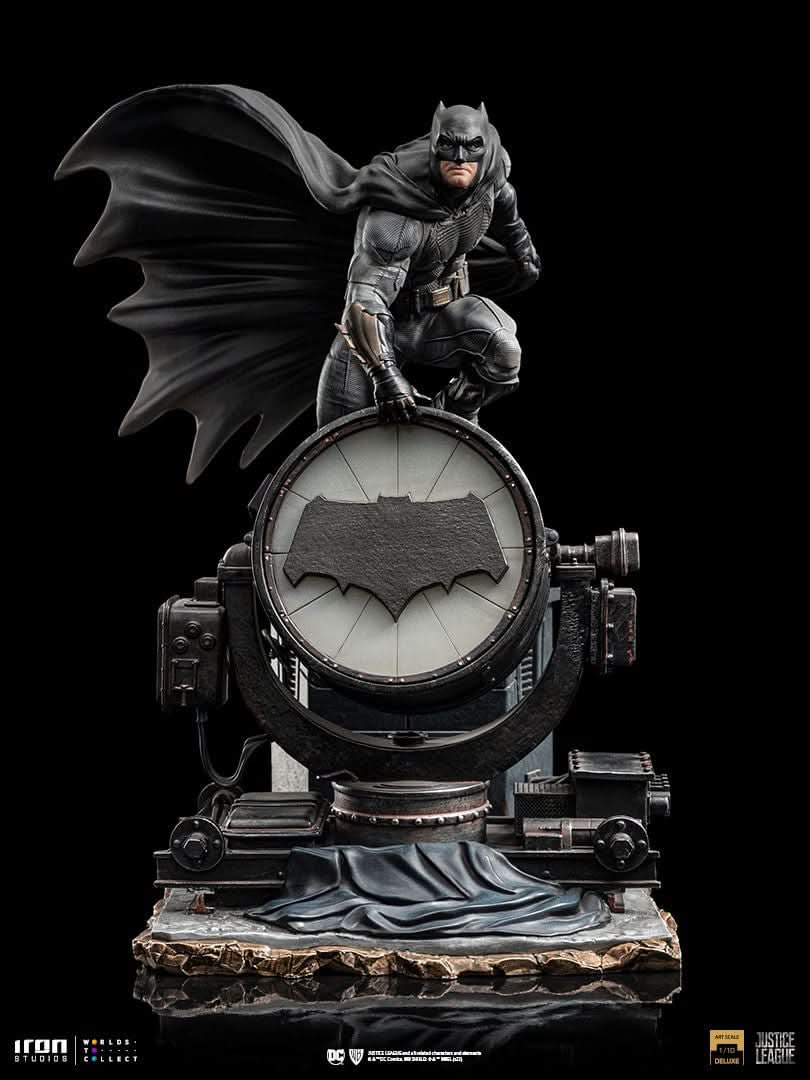 Batman on Batsignal Statue - Zack Snyder's Justice League - Art Scale 1/10