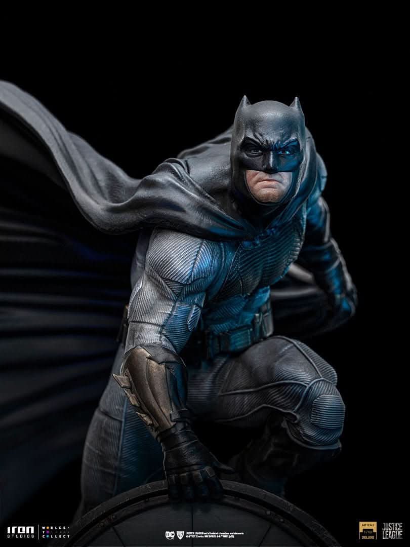 Batman on Batsignal Statue - Zack Snyder's Justice League - Art Scale 1/10