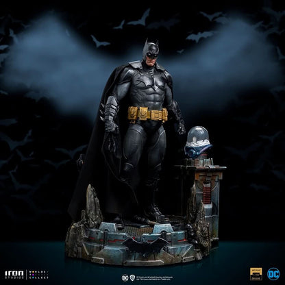 Batman Unleashed Statue - DC Comics - Art Scale 1/10