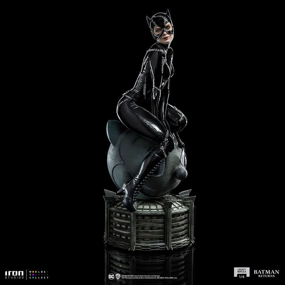 Catwoman Statue - Batman Returns - Legacy Replica 1/4 - DC Comics