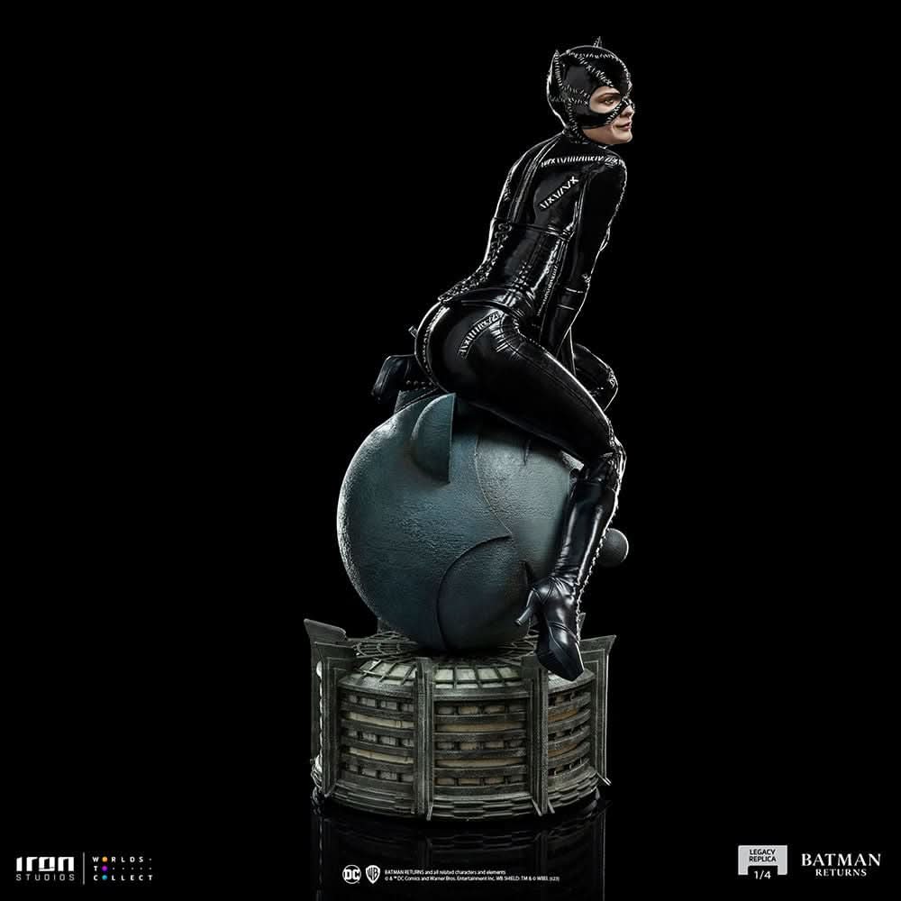 Catwoman Statue - Batman Returns - Legacy Replica 1/4 - DC Comics