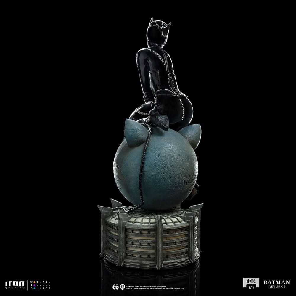 Catwoman Statue - Batman Returns - Legacy Replica 1/4 - DC Comics
