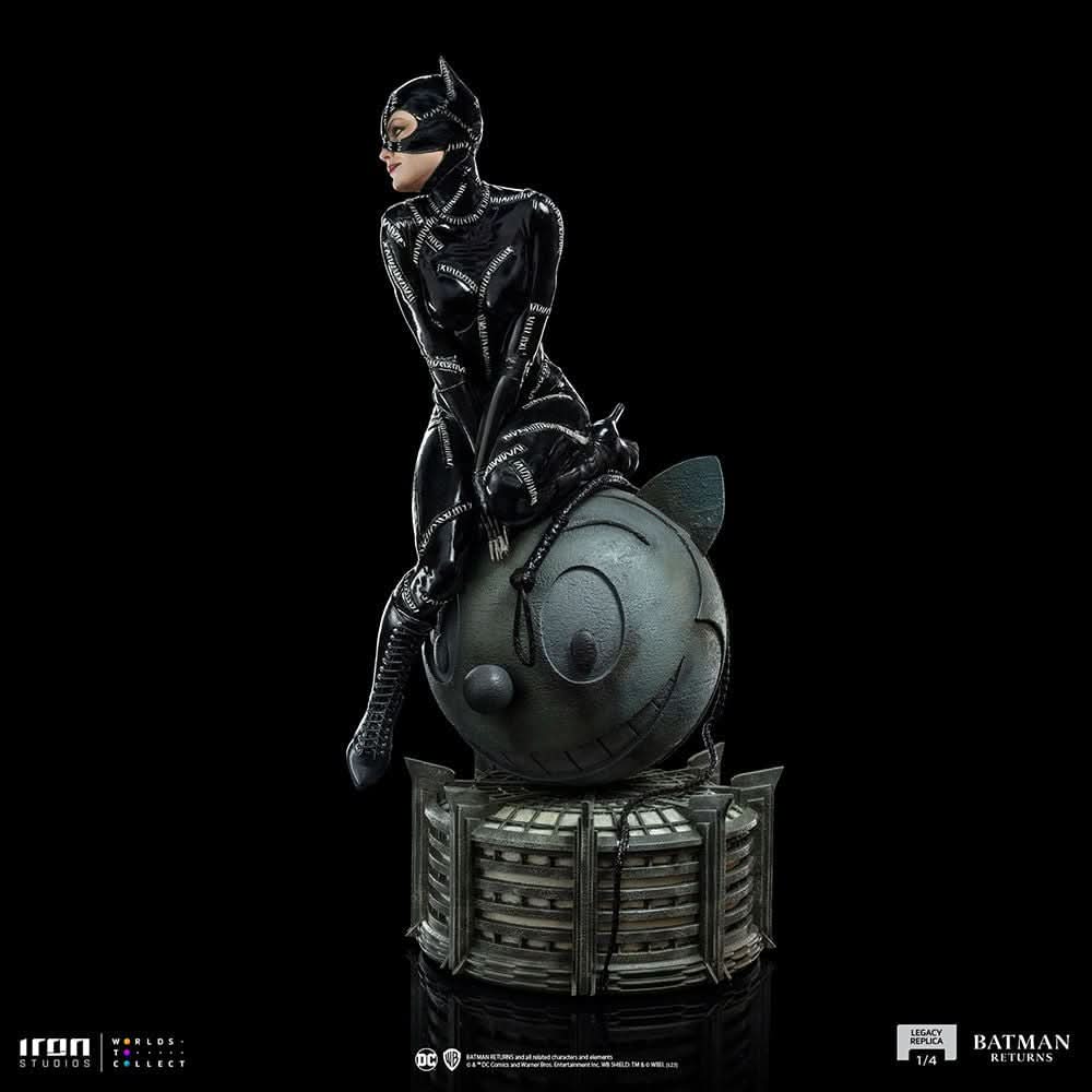 Catwoman Statue - Batman Returns - Legacy Replica 1/4 - DC Comics