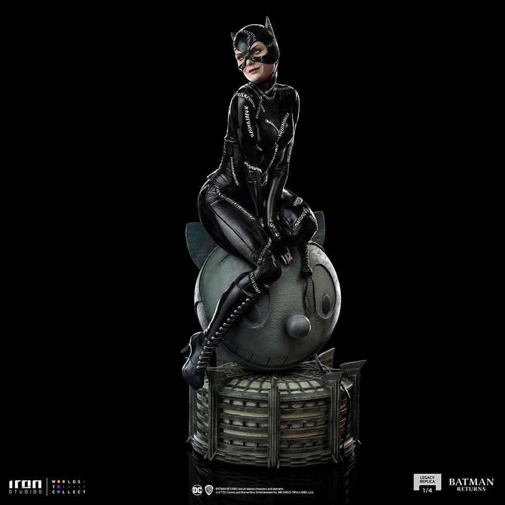 Catwoman Statue - Batman Returns - Legacy Replica 1/4 - DC Comics