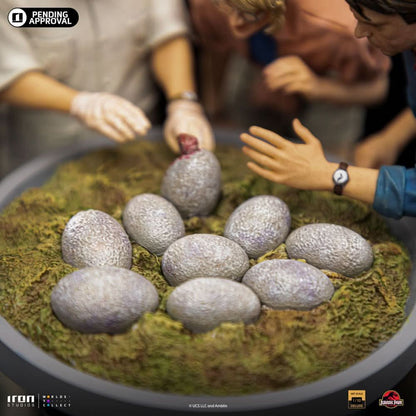 Dino Hatching Deluxe Statue - Jurassic Park - Art Scale 1/10