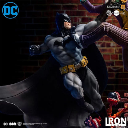 Batman Vs Joker Statue - DC Comics By Ivan Reis - 1/6 Battle Diorama