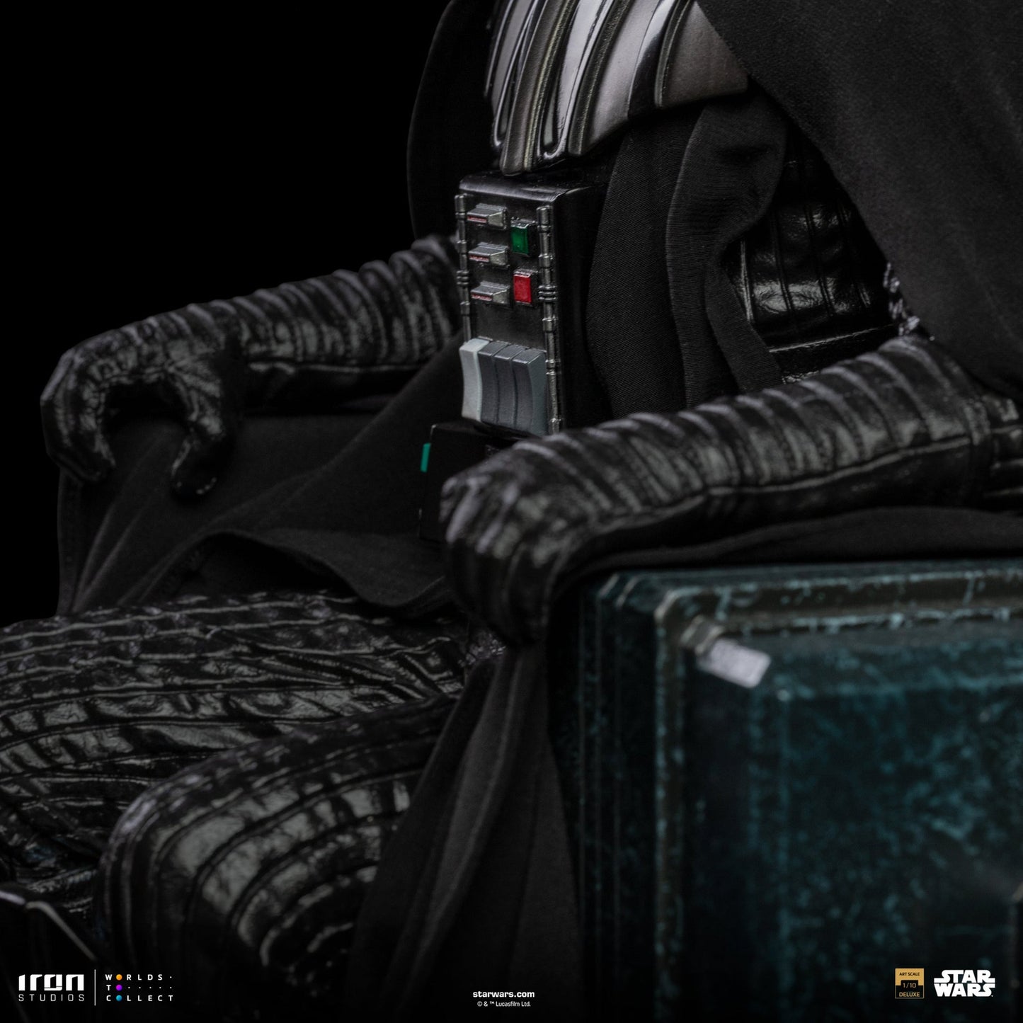 Darth Vader on Throne Statue - Star Wars: Obi-Wan Kenobi Series - Art Scale 1/10