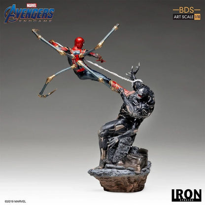 Statue Iron Spider Vs Outrider - Avengers: Endgame - Art Scale - Marvel Comics