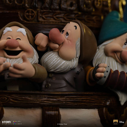 Snow White Deluxe Statue - Snow White and the Seven Dwarfs - Art Scale 1/10 - Disney Classics