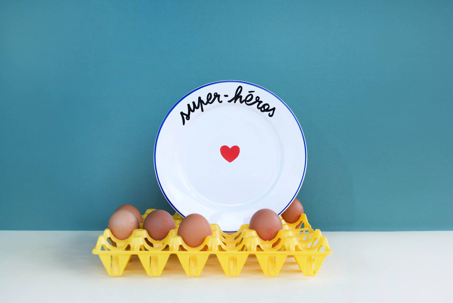 Assiette LA FAMILLE S'ÉCLATE - Super-Héros