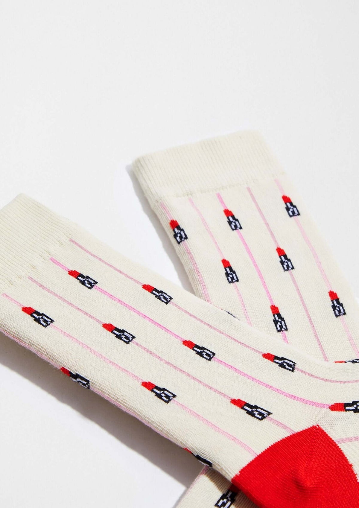 BeEmilyInParis Socks Lipstick Beige