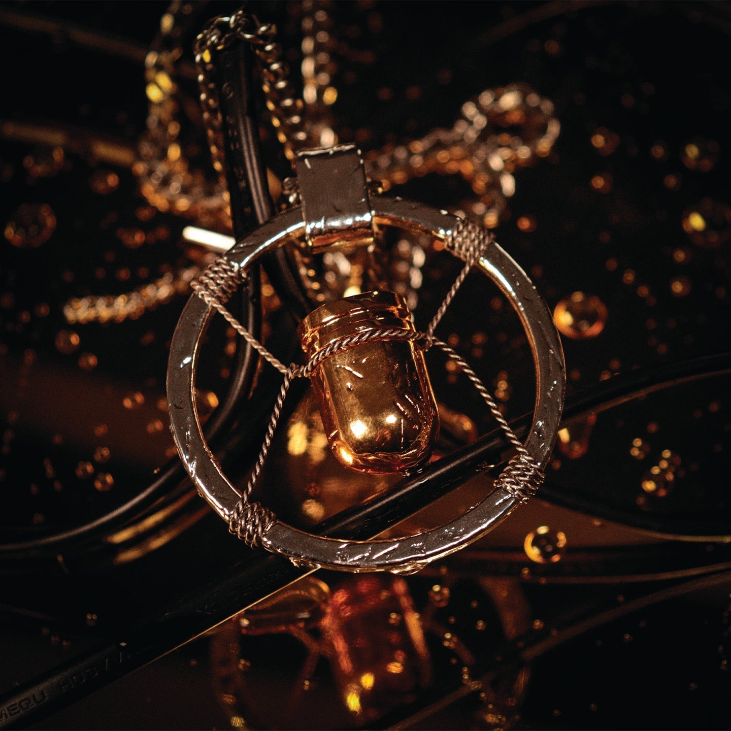 Objet collector Cyberpunk 2077 - V’s Bullet Necklace – Precious Metal VariantRObjet collector Cyberpunk 2077 - V’s Bullet Necklace – Precious Metal VariantéObjet collector Cyberpunk 2077 - V’s Bullet Necklace – Precious Metal VariantpObjet collector Cyberpunk 2077 - V’s Bullet Necklace – Precious Metal VariantlObjet collector Cyberpunk 2077 - V’s Bullet Necklace – Precious Metal VariantiObjet collector Cyberpunk 2077 - V’s Bullet Necklace – Precious Metal VariantqObjet collector Cyberpunk 2077 - V’s Bullet 
