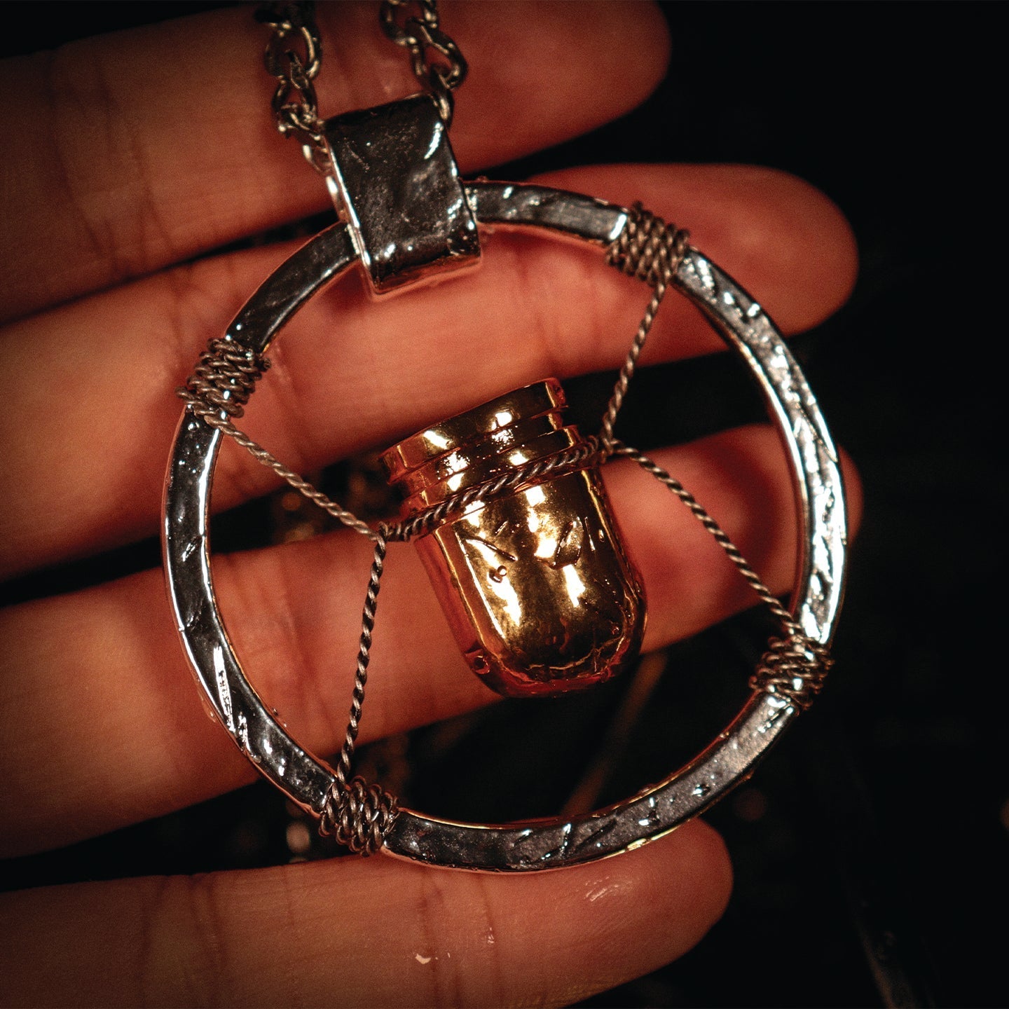 Objet collector Cyberpunk 2077 - V’s Bullet Necklace – Precious Metal VariantRObjet collector Cyberpunk 2077 - V’s Bullet Necklace – Precious Metal VariantéObjet collector Cyberpunk 2077 - V’s Bullet Necklace – Precious Metal VariantpObjet collector Cyberpunk 2077 - V’s Bullet Necklace – Precious Metal VariantlObjet collector Cyberpunk 2077 - V’s Bullet Necklace – Precious Metal VariantiObjet collector Cyberpunk 2077 - V’s Bullet Necklace – Precious Metal VariantqObjet collector Cyberpunk 2077 - V’s Bullet 