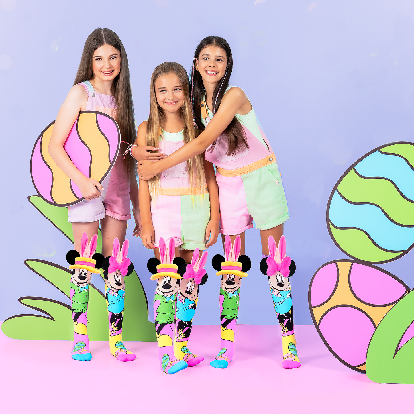 OSTERN MIT MICKEY- UND MINNIE-SOCKEN
