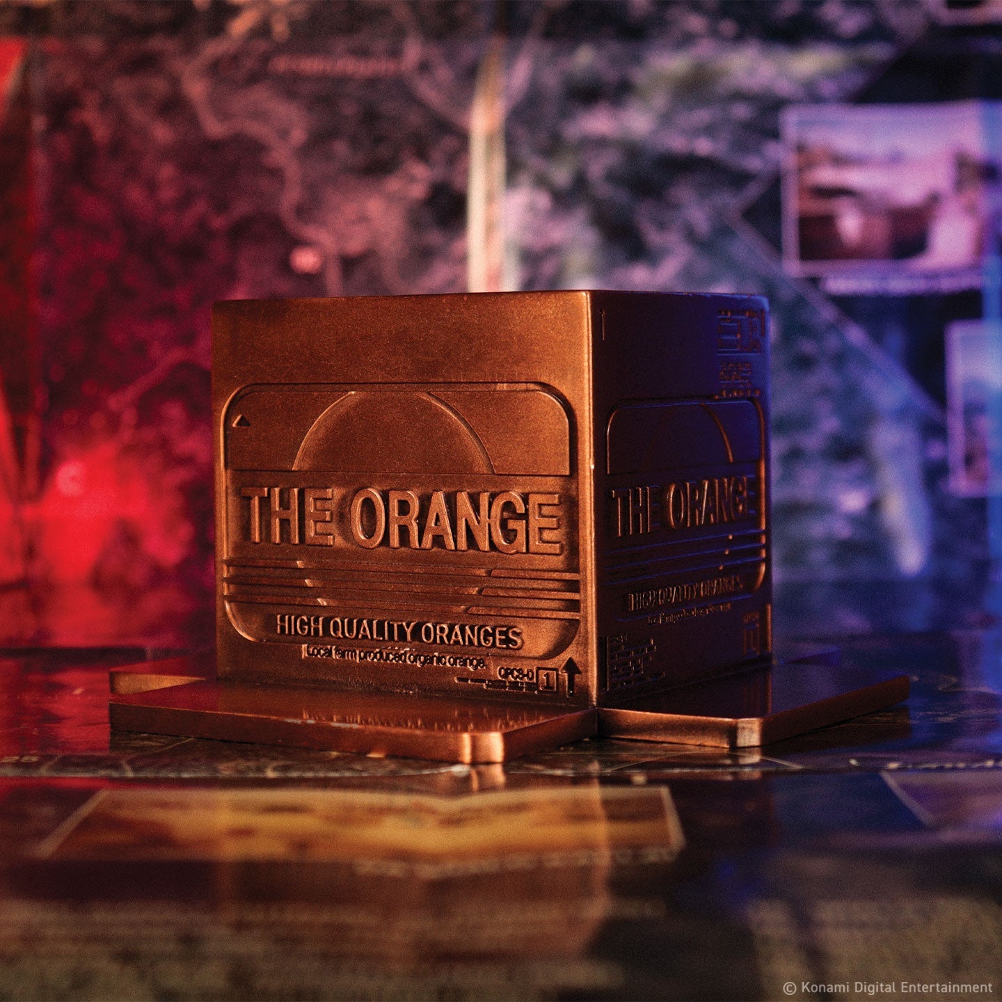Réplique collector Metal Gear Solid - 2 Antique Gold Plated Cardboard Box